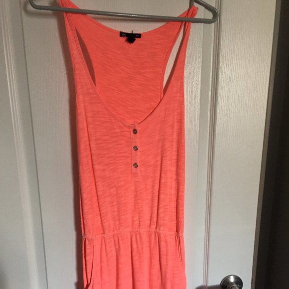 Beach Dress - Picture 1 of 2